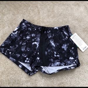 Lululemon Spring Break Away II Shorts